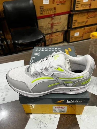 Mens Athletic Sports Shoes, Size (India/UK): 7