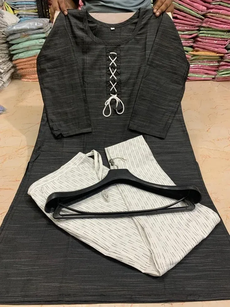 Ladies Designer Check Cotton Kurti