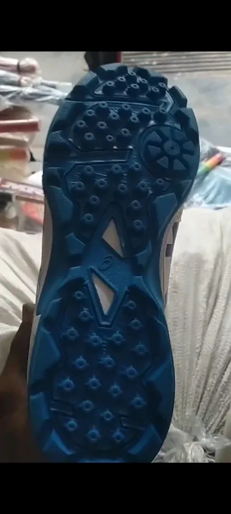 Mens Sports Shoes, Size (India/UK): 8