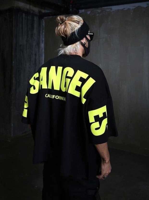 Yobdel Printed, Typography Men Round Neck Black T-Shirt