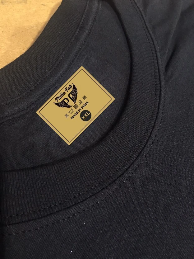 SIXTEENLINES Printed Men Round Neck Black T-Shirt