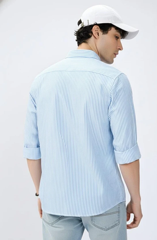 EIGHTEEN UP Men Striped Casual Blue Shirt