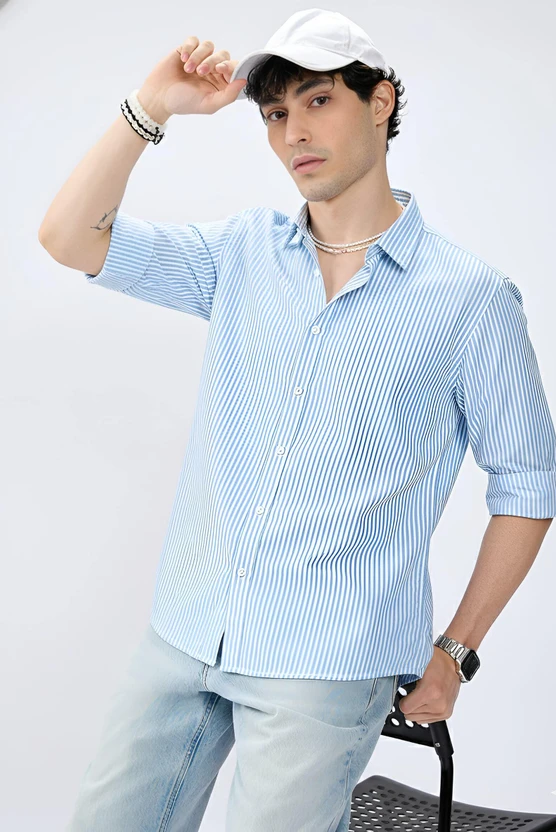 EIGHTEEN UP Men Striped Casual Blue Shirt